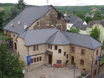 照片: Alte Burg Longuich